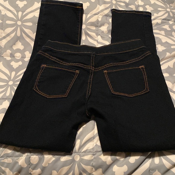 Bundle of 2 Old Navy jeans Girls - Picture 5 of 5